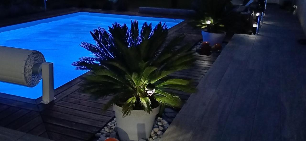L'Atelier D'Adrien Apartment Lesgor Екстериор снимка